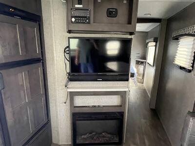 2019 Forest River Flagstaff Lite   - Photo 11 - Albuquerque, NM 87108
