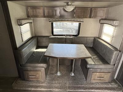 2019 Forest River Flagstaff Lite   - Photo 9 - Albuquerque, NM 87108
