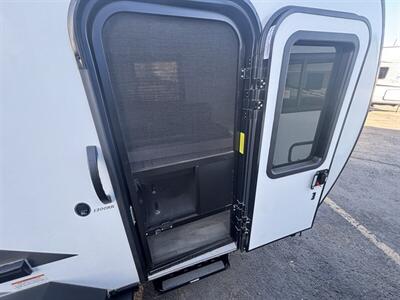 2023 COLEMAN 1200RK RUBICON   - Photo 8 - Albuquerque, NM 87108