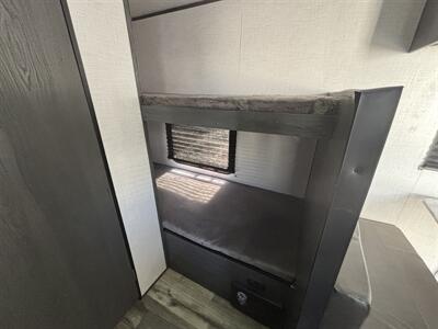 2022 DUTCHMEN 17BH ASPEN TRAIL LE   - Photo 4 - Albuquerque, NM 87108