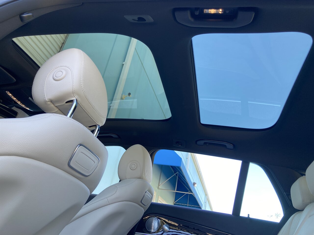 2019 Mercedes-Benz E 450 4MATIC   - Photo 38 - Stuart, FL 34997