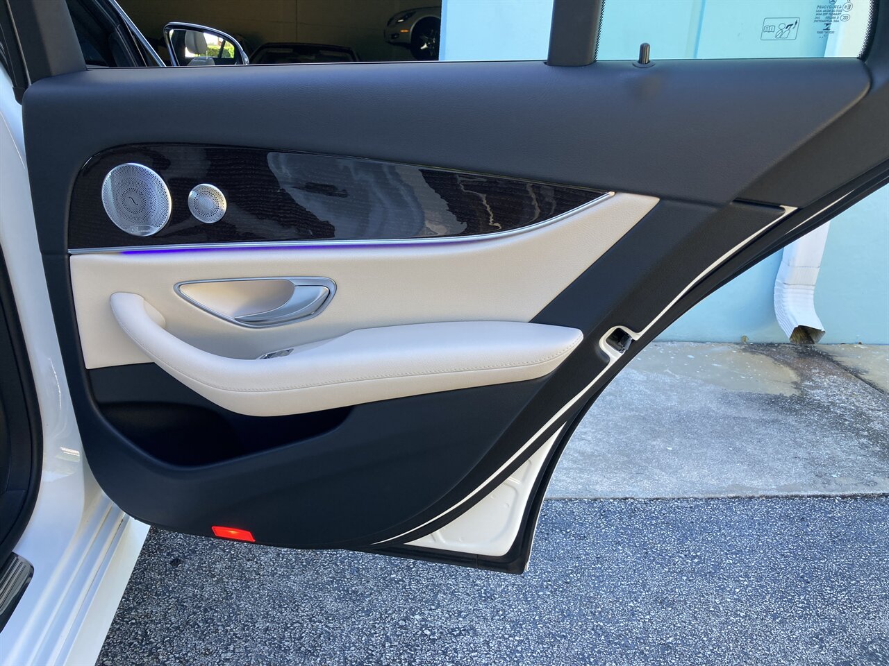 2019 Mercedes-Benz E 450 4MATIC   - Photo 36 - Stuart, FL 34997