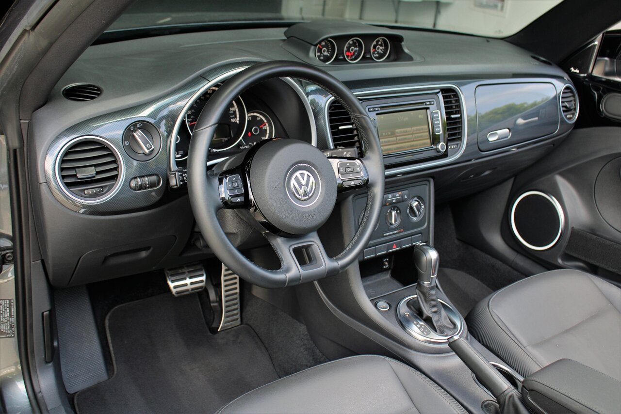 2013 Volkswagen Beetle Convertible Turbo PZEV   - Photo 19 - Stuart, FL 34997