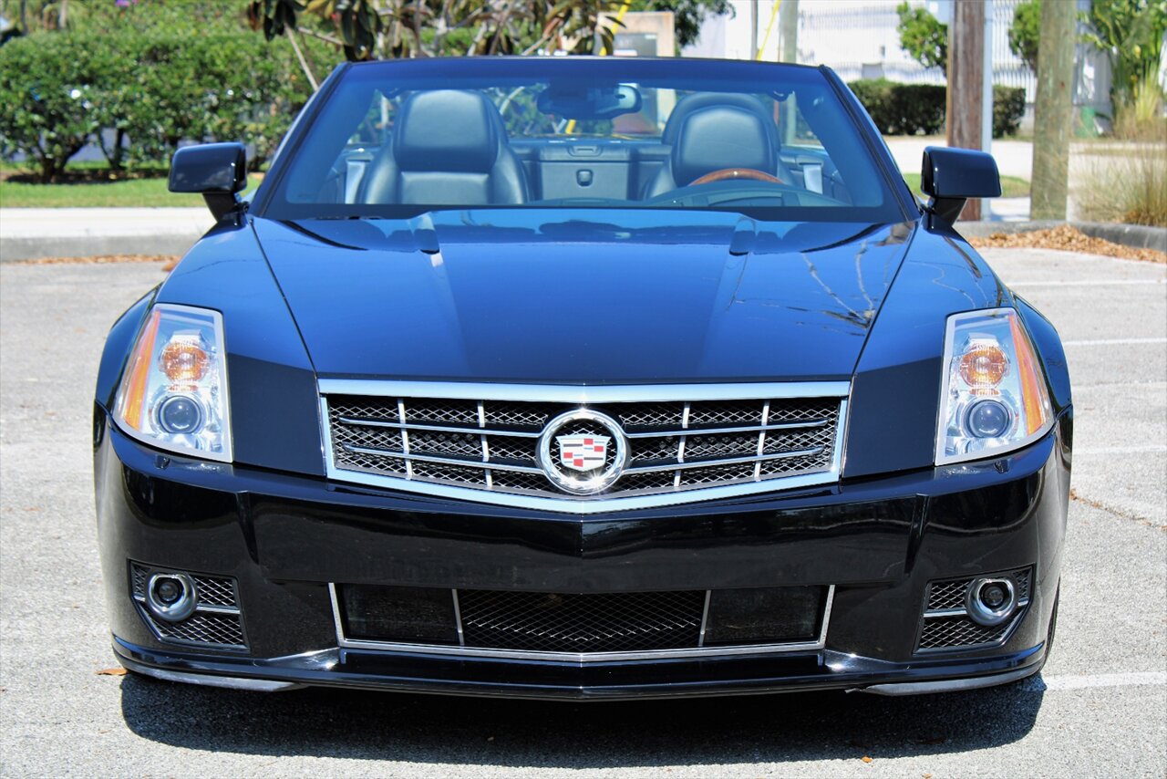 2009 Cadillac XLR Platinum   - Photo 8 - Stuart, FL 34997