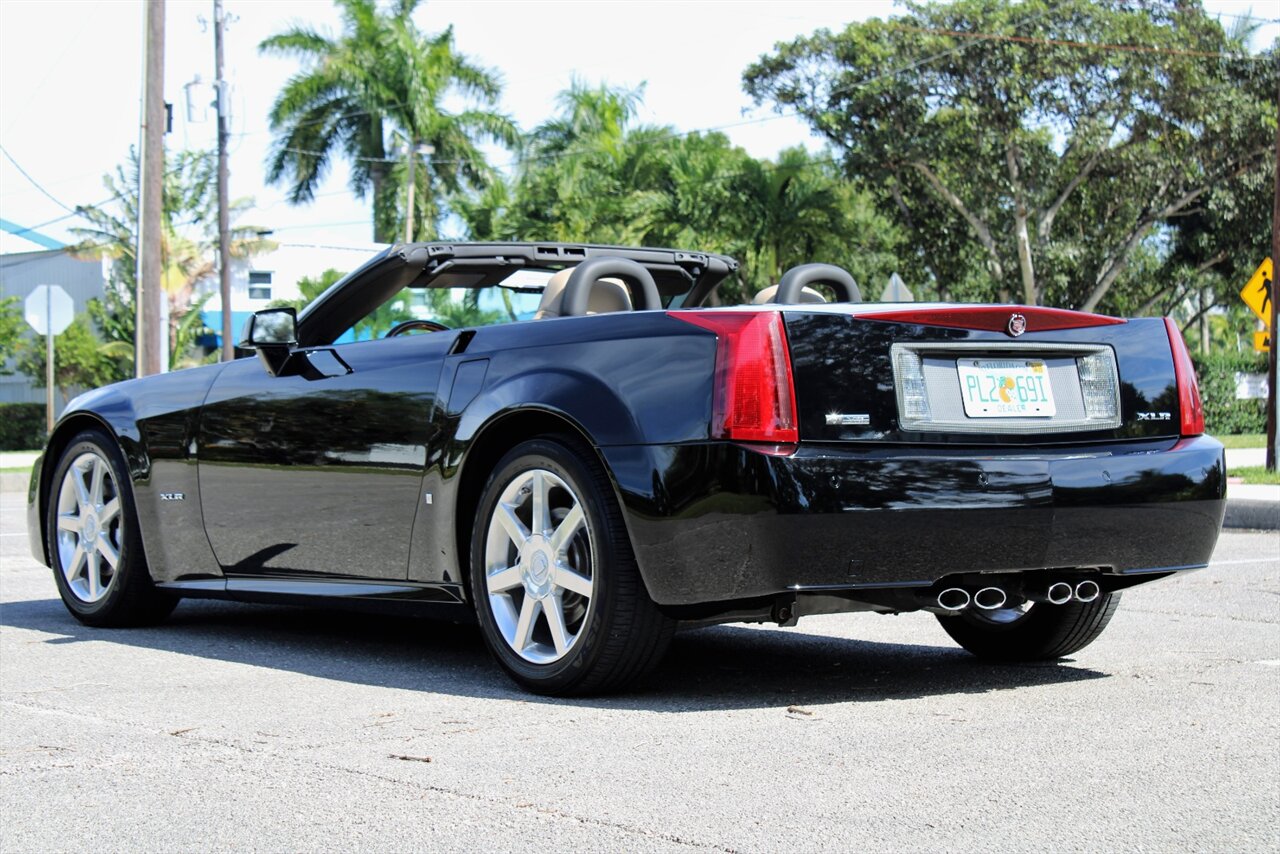 2007 Cadillac XLR   - Photo 11 - Stuart, FL 34997