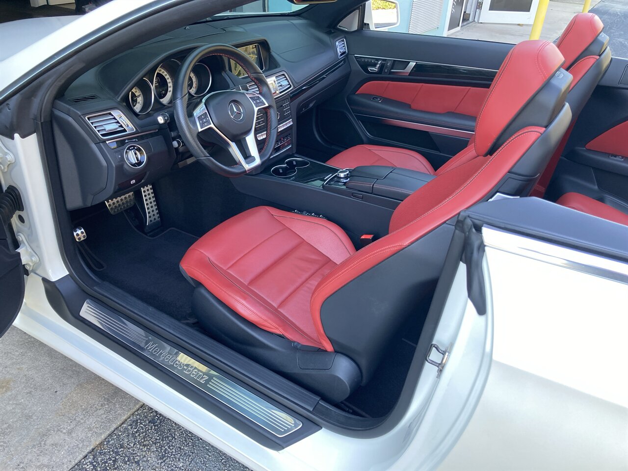 2017 Mercedes-Benz E 550 - Photo 14 - Stuart, FL 34997