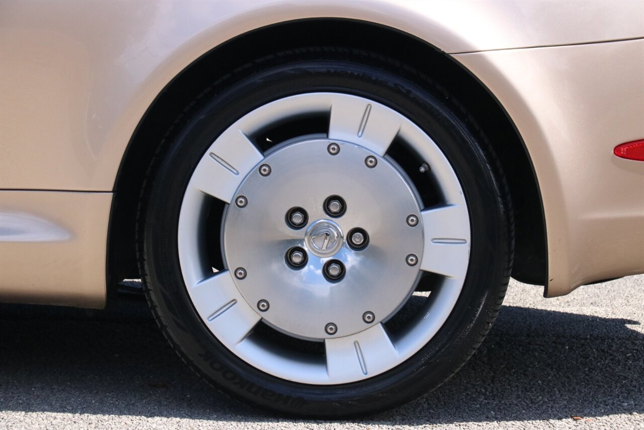 2004 Lexus SC 430   - Photo 14 - Stuart, FL 34997