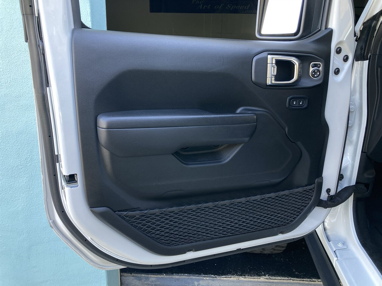 2024 Jeep Wrangler Rubicon - Photo 33 - Stuart, FL 34997