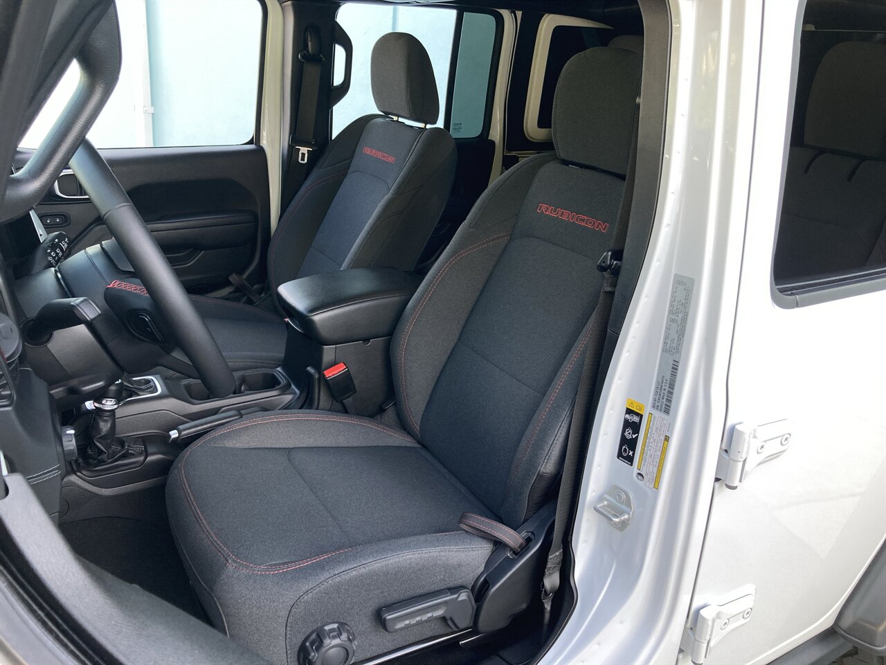 2024 Jeep Wrangler Rubicon - Photo 15 - Stuart, FL 34997