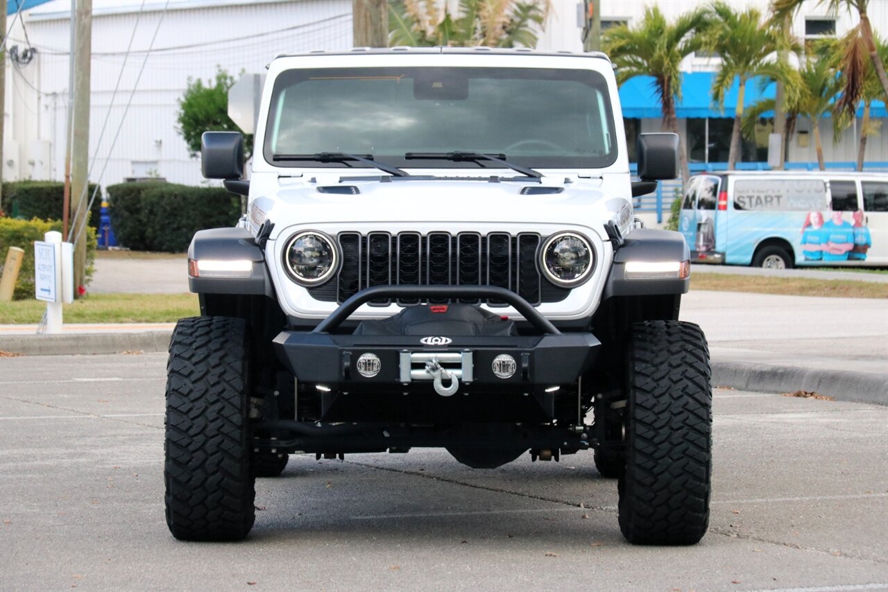 2024 Jeep Wrangler Rubicon - Photo 8 - Stuart, FL 34997