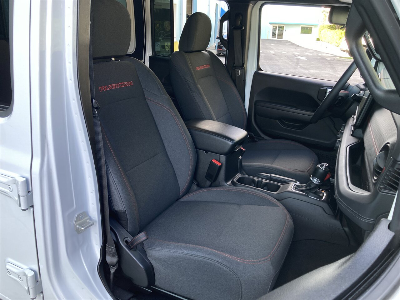 2024 Jeep Wrangler Rubicon - Photo 20 - Stuart, FL 34997