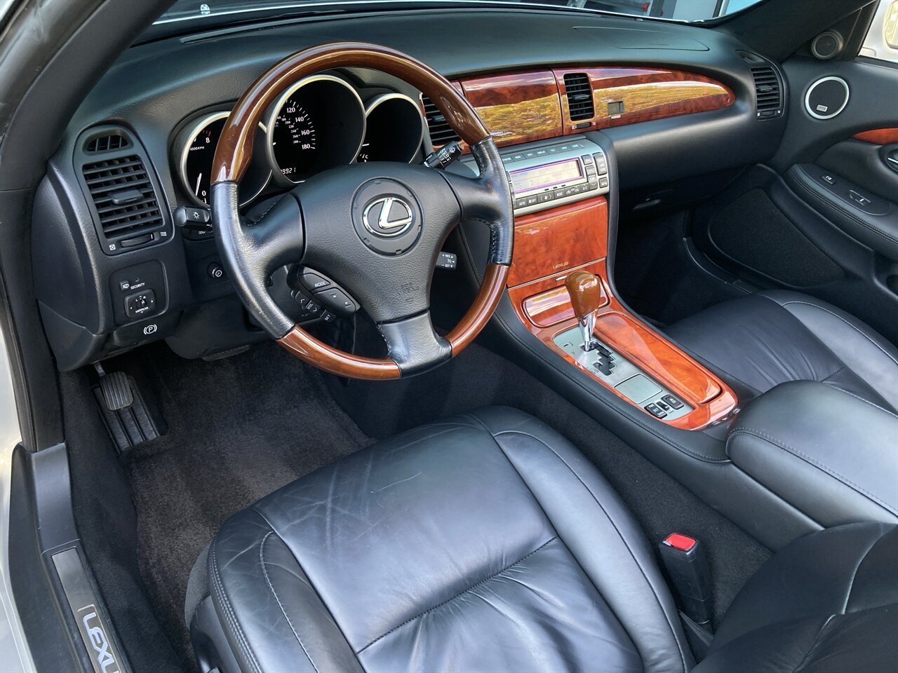 2007 Lexus SC 430 - Photo 17 - Stuart, FL 34997