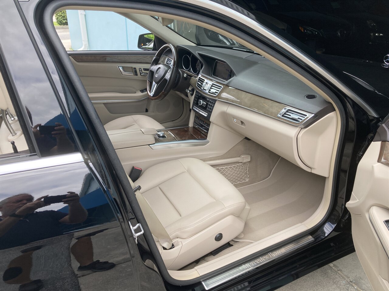 2014 Mercedes-Benz E 350 Luxury 4MATIC - Photo 22 - Stuart, FL 34997