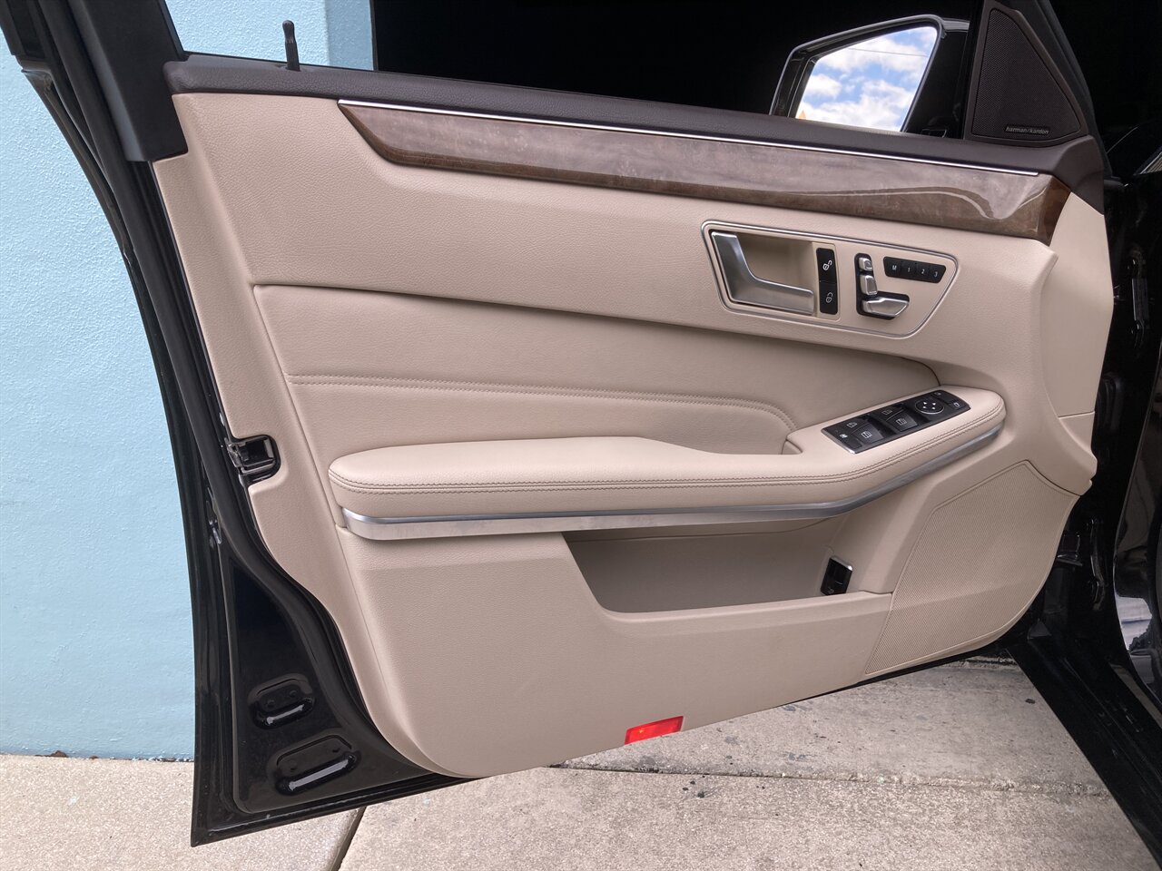 2014 Mercedes-Benz E 350 Luxury 4MATIC - Photo 34 - Stuart, FL 34997