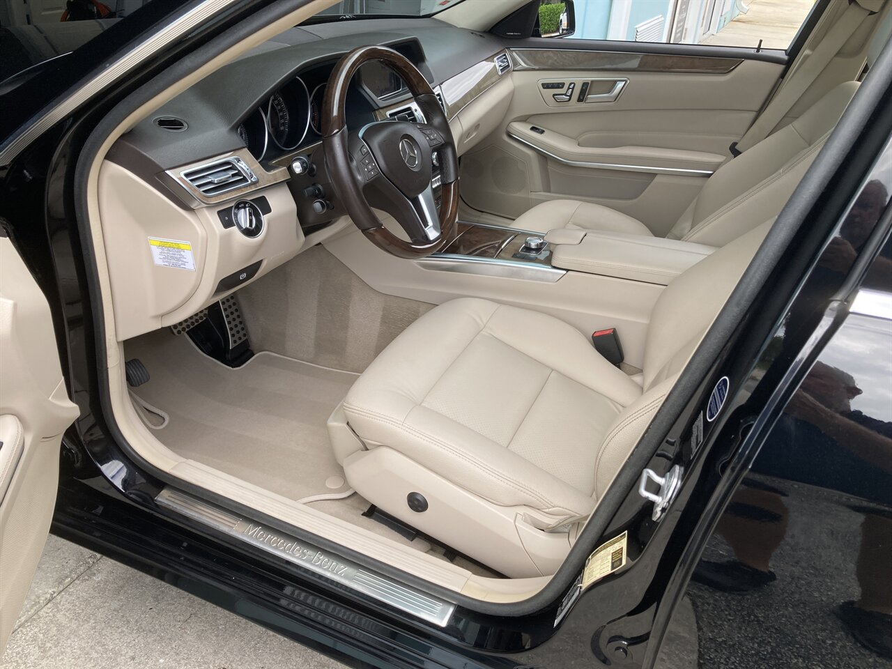 2014 Mercedes-Benz E 350 Luxury 4MATIC - Photo 15 - Stuart, FL 34997