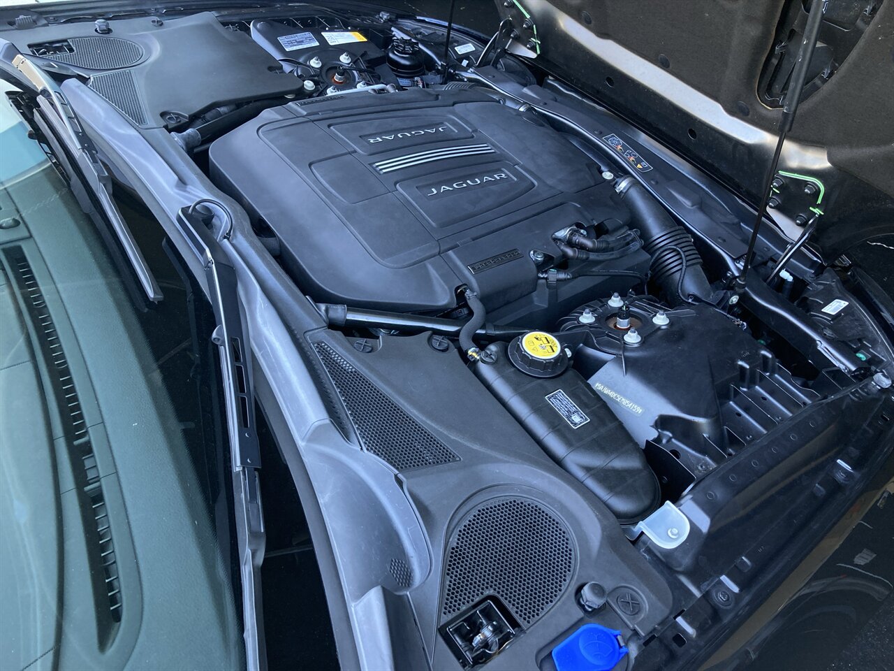 2014 Jaguar XK XKR - Photo 34 - Stuart, FL 34997