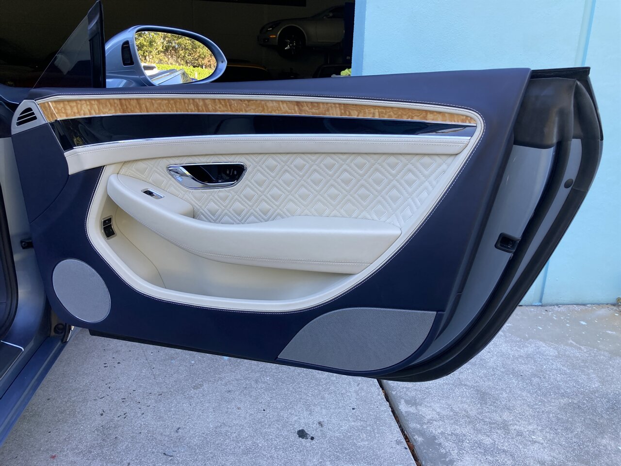 2020 Bentley Continental GTC Mulliner - Photo 31 - Stuart, FL 34997