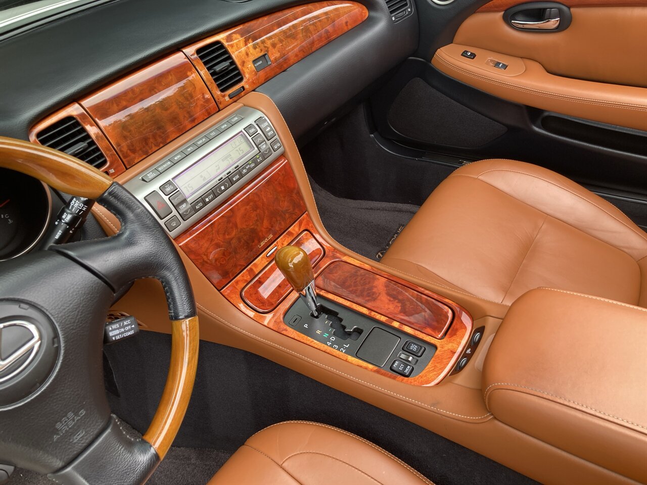 2005 Lexus SC 430   - Photo 23 - Stuart, FL 34997