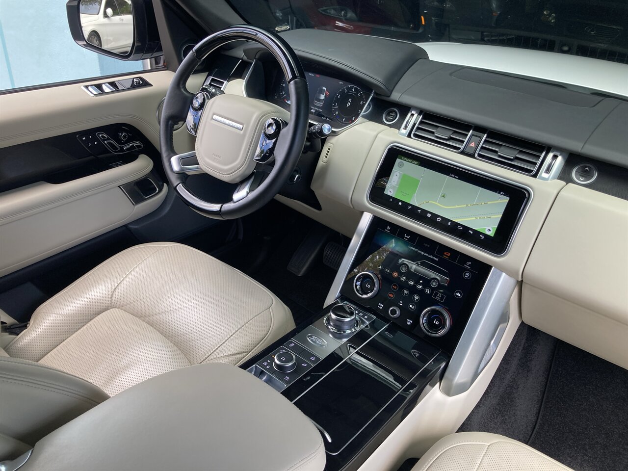 2019 Land Rover Range Rover Supercharged - Photo 2 - Stuart, FL 34997