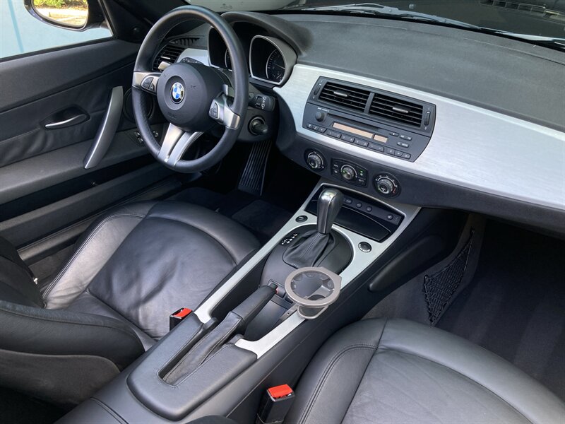 2006 BMW Z4 3.0si  