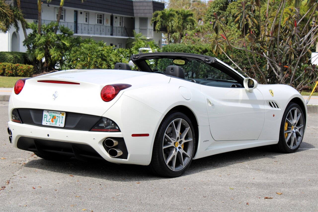 2014 Ferrari California   - Photo 13 - Stuart, FL 34997