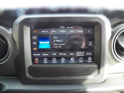 2022 Jeep Wrangler Sport S  4x4 - Photo 27 - Mishawaka, IN 46545