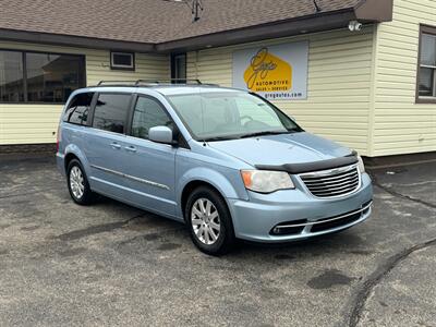 2013 Chrysler Town and Country Touring   - Photo 42 - Mishawaka, IN 46545