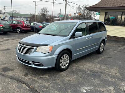 2013 Chrysler Town and Country Touring   - Photo 32 - Mishawaka, IN 46545