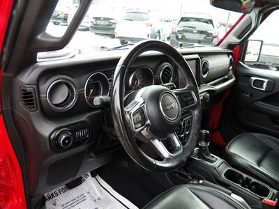 2021 Jeep Wrangler Unlimited Sahara 4x4 - Photo 9 - Mishawaka, IN 46545