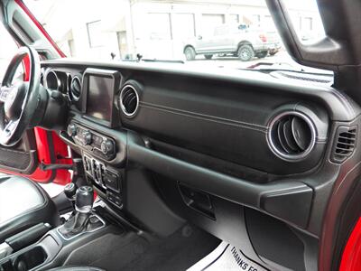 2021 Jeep Wrangler Unlimited Sahara 4x4 - Photo 15 - Mishawaka, IN 46545
