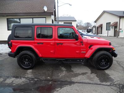 2021 Jeep Wrangler Unlimited Sahara 4x4 - Photo 2 - Mishawaka, IN 46545