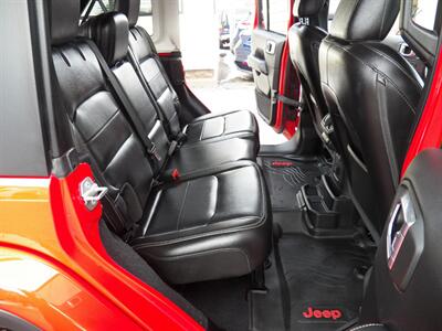 2021 Jeep Wrangler Unlimited Sahara 4x4 - Photo 13 - Mishawaka, IN 46545