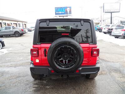 2021 Jeep Wrangler Unlimited Sahara 4x4 - Photo 4 - Mishawaka, IN 46545