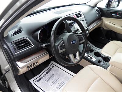 2015 Subaru Outback 3.6R Limited AWD - Photo 5 - Mishawaka, IN 46545