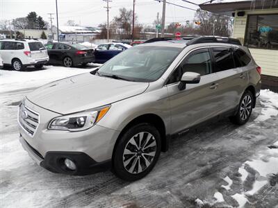 2015 Subaru Outback 3.6R Limited AWD - Photo 4 - Mishawaka, IN 46545