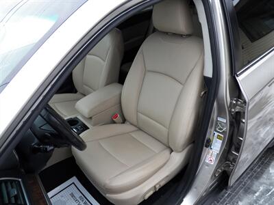 2015 Subaru Outback 3.6R Limited AWD - Photo 6 - Mishawaka, IN 46545