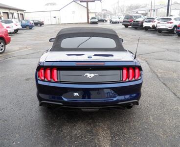 2018 Ford Mustang EcoBoost Premium   - Photo 5 - Mishawaka, IN 46545