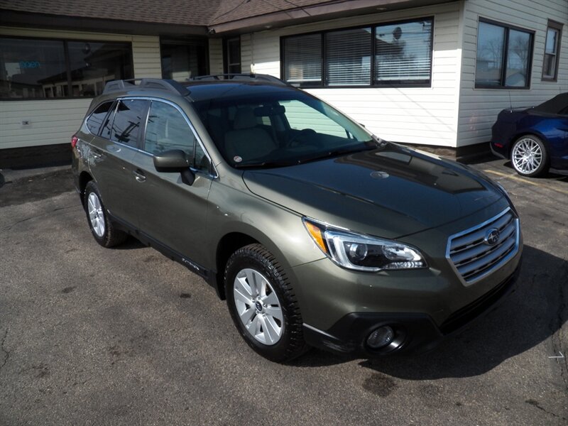 2017 Subaru Outback 2.5i Premium  AWD