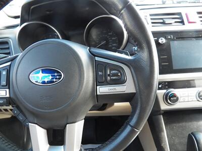 2017 Subaru Outback 2.5i Premium  AWD - Photo 22 - Mishawaka, IN 46545