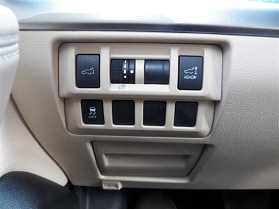 2017 Subaru Outback 2.5i Premium  AWD - Photo 29 - Mishawaka, IN 46545