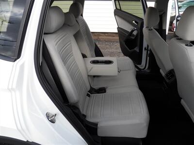 2022 Volkswagen Tiguan S 4Motion  AWD - Photo 10 - Mishawaka, IN 46545