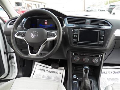 2022 Volkswagen Tiguan S 4Motion  AWD - Photo 13 - Mishawaka, IN 46545