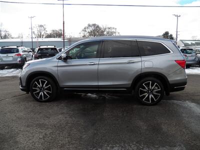 2020 Honda Pilot Touring w/Rear Captain's   - Photo 6 - Mishawaka, IN 46545