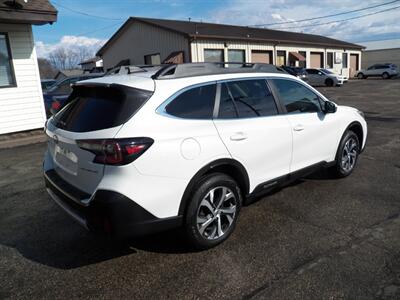 2022 Subaru Outback Limited AWD - Photo 3 - Mishawaka, IN 46545