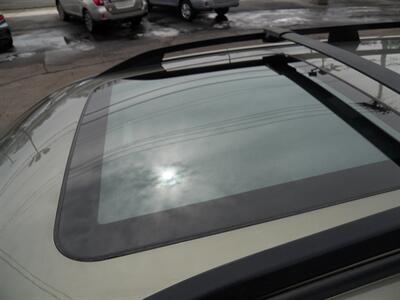 2019 Subaru Forester Premium  AWD - Photo 8 - Mishawaka, IN 46545