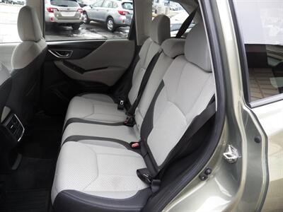 2019 Subaru Forester Premium  AWD - Photo 10 - Mishawaka, IN 46545
