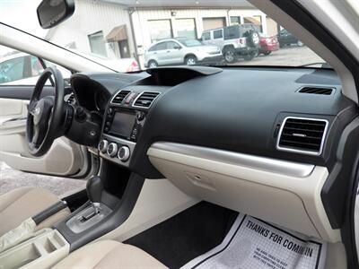 2015 Subaru XV Crosstrek 2.0i Premium  AWD - Photo 12 - Mishawaka, IN 46545