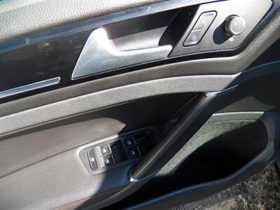 2016 Volkswagen Golf GTI SE   - Photo 15 - Mishawaka, IN 46545