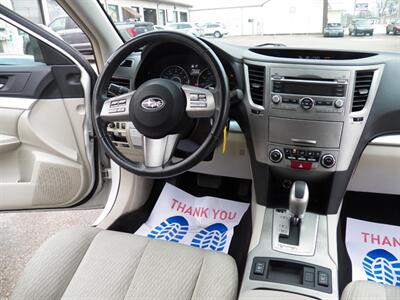 2011 Subaru Outback 2.5i Premium AWD - Photo 15 - Mishawaka, IN 46545