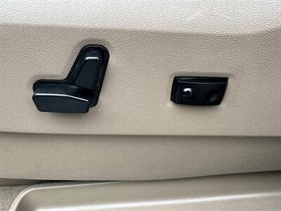 2013 Chrysler Town and Country Touring   - Photo 14 - Mishawaka, IN 46545